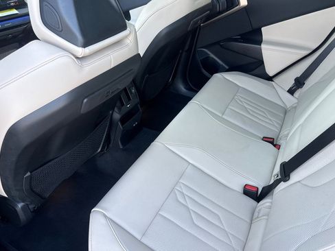 Used 2025 BMW X3 xDrive30i w/ Convenience Package image 26