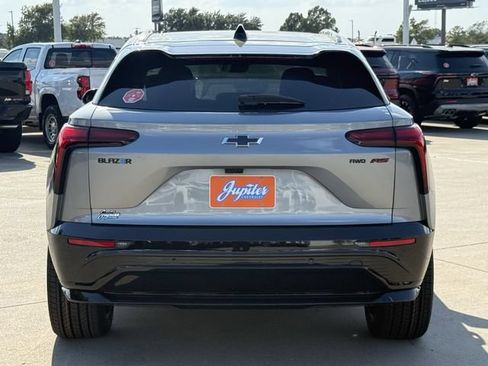 New 2026 Chevrolet Blazer EV RS AWD/4WD image 6