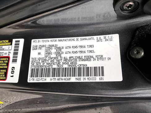 Certified 2022 Toyota Tacoma SR5 w/ SR5 Appearance Package (SM) AWD/4WD image 33