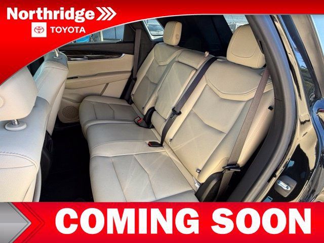 Used 2018 Cadillac XT5 FWD image 7