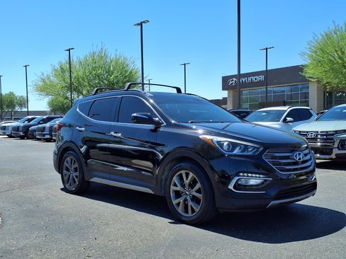 Used 2017 Hyundai Santa Fe Sport FWD image 8