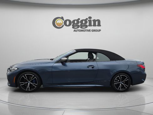 Used 2022 BMW M440i Convertible w/ Premium Package RWD image 2