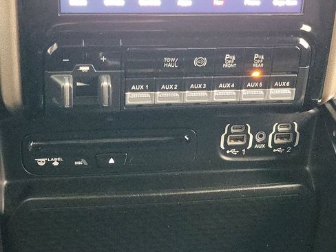 Used 2019 RAM 2500 Laramie image 14