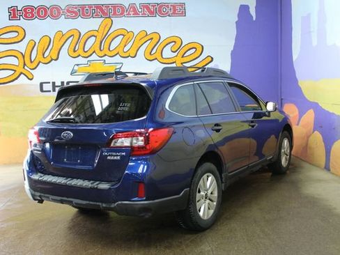 Used 2016 Subaru Outback 2.5i Premium image 8