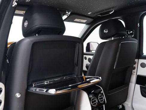 Certified 2026 Rolls-Royce Cullinan AWD/4WD image 25