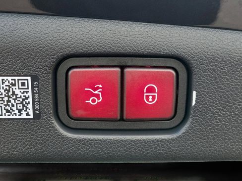Certified 2026 Mercedes-Benz E 53 AMG e 4MATIC Sedan image 25