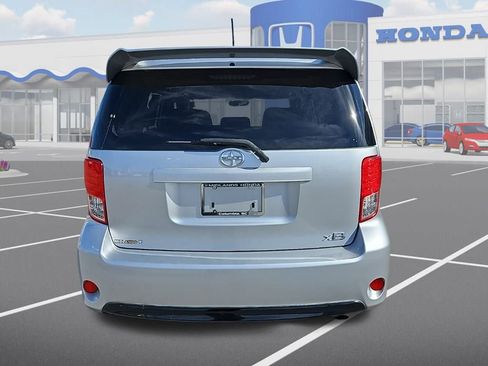 Used 2013 Scion xB image 7