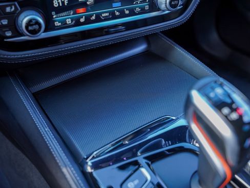 Used 2018 BMW M5 image 28