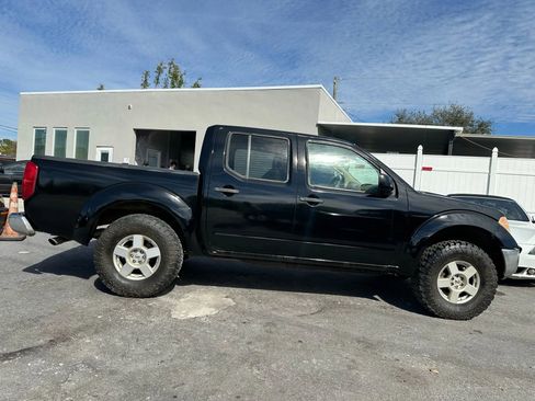 Used 2005 Nissan Frontier SE image 5