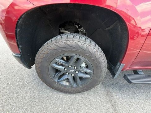 Used 2021 Chevrolet Silverado 1500 Custom Trail Boss AWD/4WD image 27