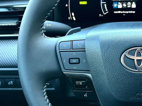 New 2026 Toyota Camry SE image 19