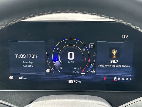 Used 2025 Chevrolet Traverse LT w/ Midnight/Sport Edition FWD image 23