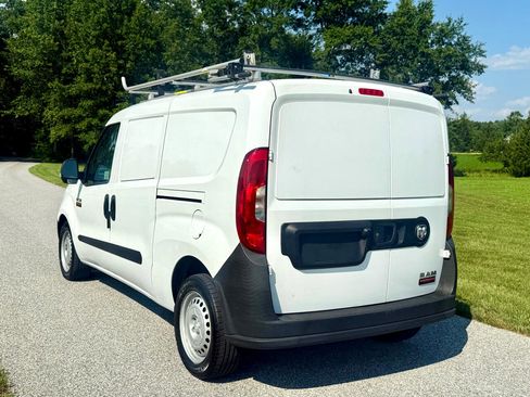 Used 2021 RAM ProMaster City Tradesman image 4