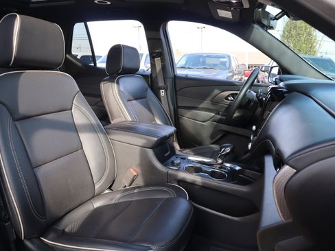 Used 2024 Chevrolet Traverse Premier w/ Redline Edition image 37