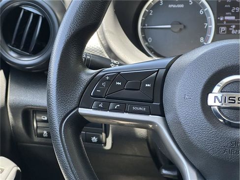 Used 2021 Nissan Kicks S FWD image 20