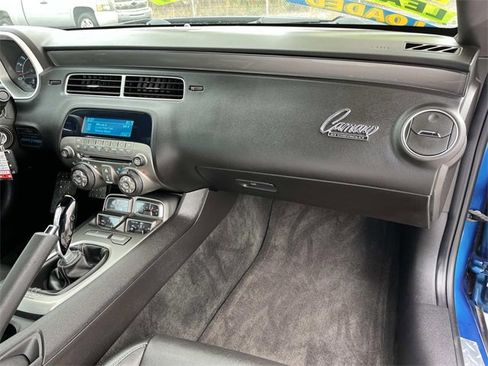 Used 2010 Chevrolet Camaro SS w/ RS Package image 11