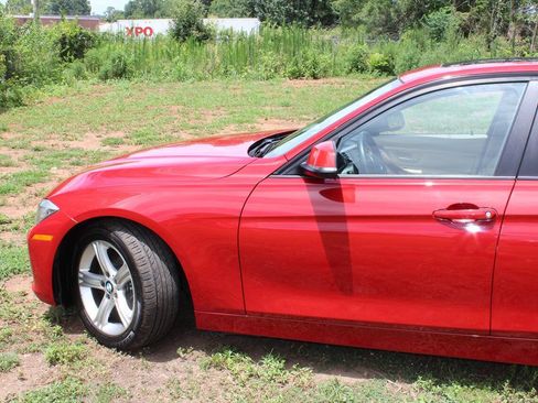 Used 2013 BMW 328i xDrive Sedan AWD/4WD image 11