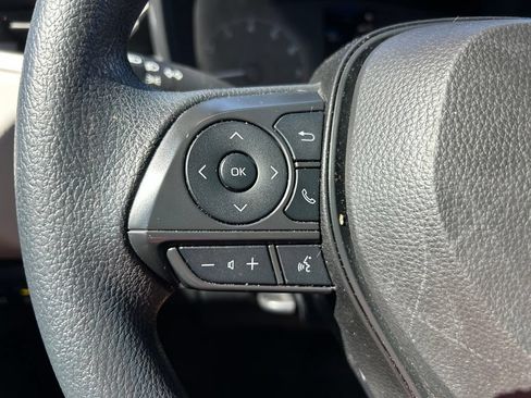 Used 2024 Toyota Corolla LE FWD image 20