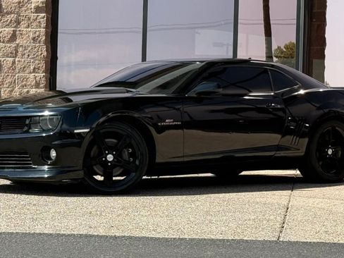 Used 2011 Chevrolet Camaro SS w/ RS Package RWD image 3