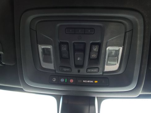 Used 2023 Chevrolet Silverado 3500 High Country w/ LPO, Hitch Package AWD/4WD image 30