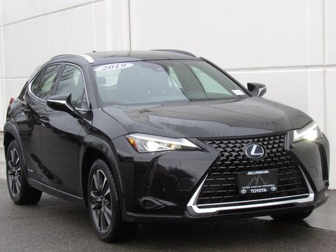 Used 2019 Lexus UX 250h image 2