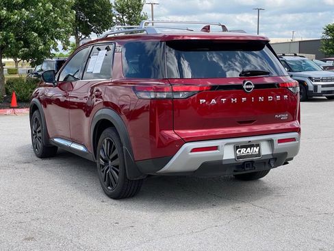 Used 2024 Nissan Pathfinder Platinum w/ Cargo Package AWD/4WD image 5