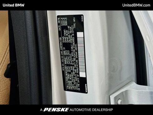 Used 2019 Volvo XC60 T5 Inscription w/ Protection Package FWD image 22