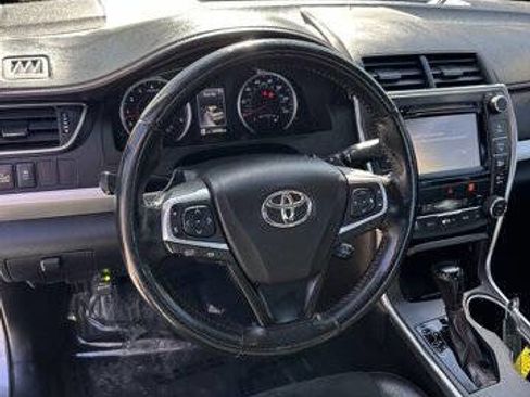 Used 2015 Toyota Camry XSE FWD image 12