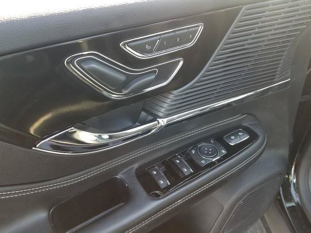 Used 2022 Lincoln Corsair AWD w/ Equipment Group 101A image 11