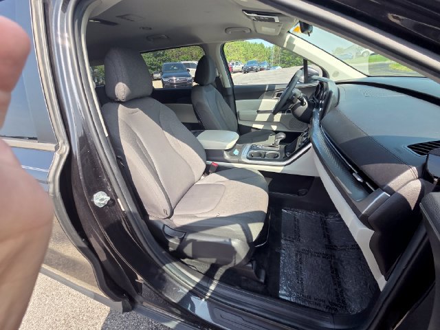 Used 2022 Kia Carnival LX FWD image 28