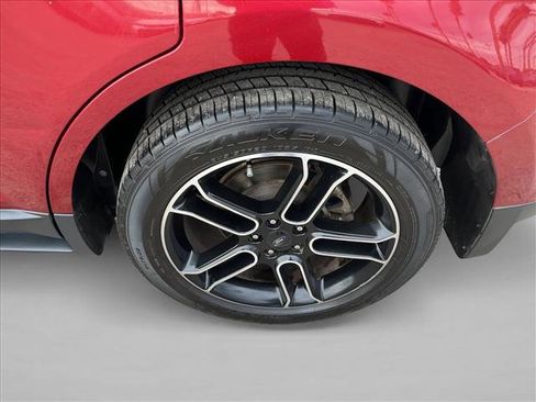 Used 2013 Ford Edge SEL image 25