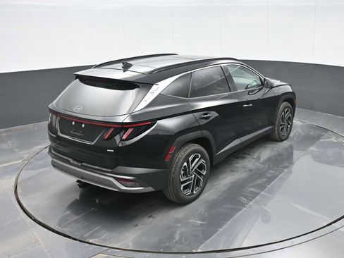 Certified 2025 Hyundai Tucson Limited image 27