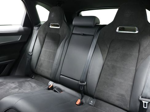 Used 2021 Jaguar F-PACE SVR image 3