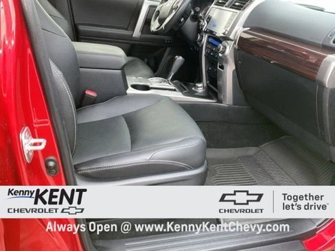 Used 2023 Toyota 4Runner Limited image 18