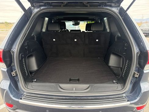 Used 2021 Jeep Grand Cherokee Limited image 28