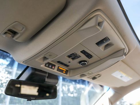 Used 2020 Cadillac Escalade ESV Luxury image 26