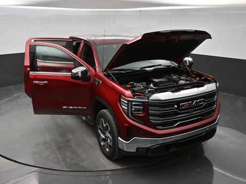 New 2026 GMC Sierra 1500 SLT w/ SLT Premium Plus Package AWD/4WD image 40