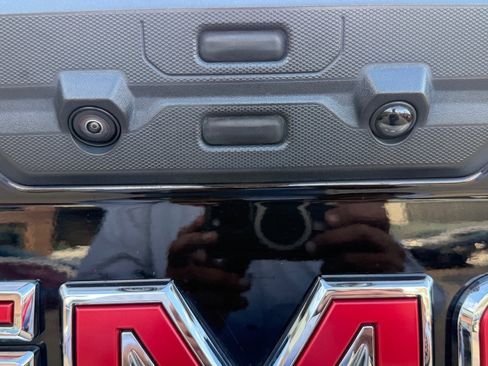 Used 2024 GMC Sierra 3500 SLT w/ SLT Premium Package image 7