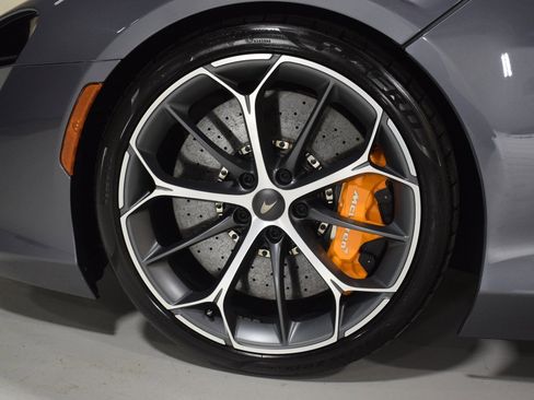 New 2025 McLaren Artura Spider image 5