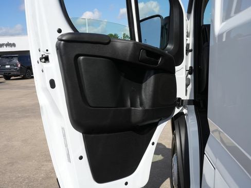 Used 2023 RAM ProMaster 2500 FWD image 15