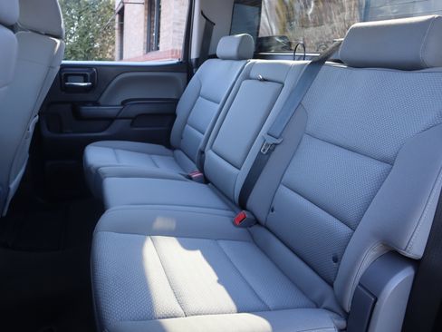 Used 2018 Chevrolet Silverado 1500 Custom w/ Custom Value Package image 25