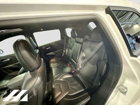 Used 2021 Jeep Cherokee Latitude Lux 80th Anniv w/ Quick Order Package 26U 80TH AWD/4WD image 26