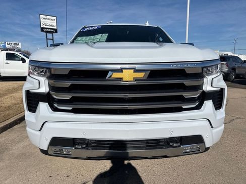 New 2026 Chevrolet Silverado 1500 High Country w/ Technology Package image 9