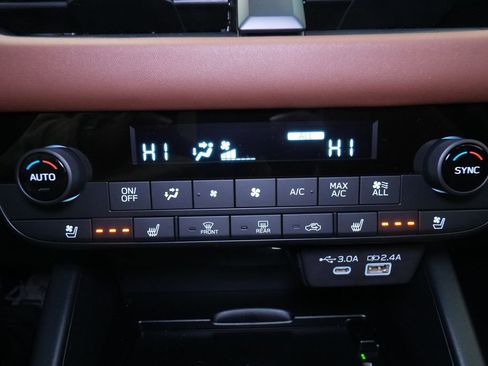 New 2026 Subaru Outback Touring XT image 36