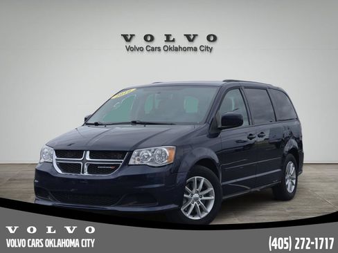 Used 2016 Dodge Grand Caravan SXT w/ Rear Park Assist Package FWD image 1