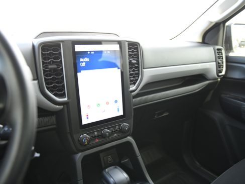 Used 2025 Ford Ranger XL w/ Trailer Tow Package image 27