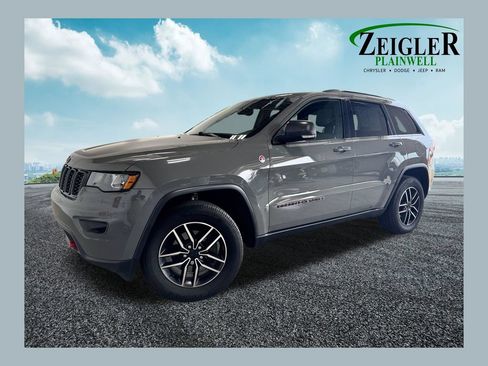 Used 2020 Jeep Grand Cherokee Trailhawk w/ Trailhawk Luxury Group AWD/4WD image 1