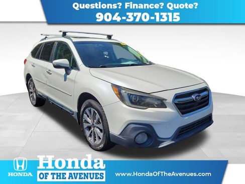 Used 2018 Subaru Outback 2.5i Touring w/ Popular Package #3 AWD/4WD image 1