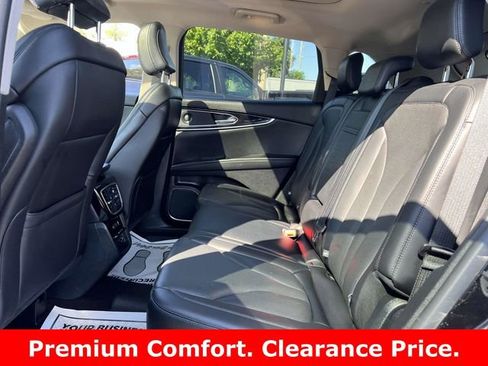Used 2021 Lincoln Nautilus Reserve w/ Cargo Utility Package AWD/4WD image 14