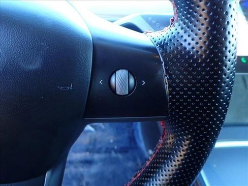 Used 2022 Tesla Model 3 Long Range image 15